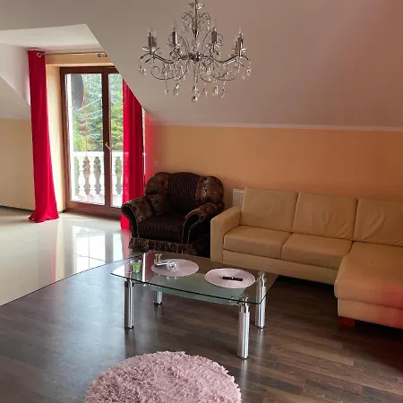 Lake&forest Trojmiasto 招待所 Dobrzewino