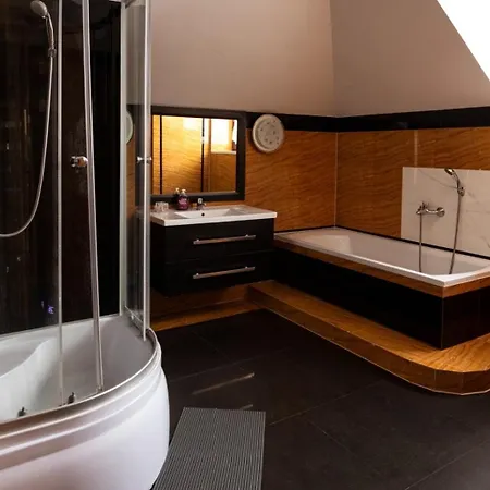 招待所 Lake&forest Trojmiasto *