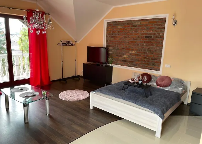 Lake&forest Trojmiasto ゲストハウス