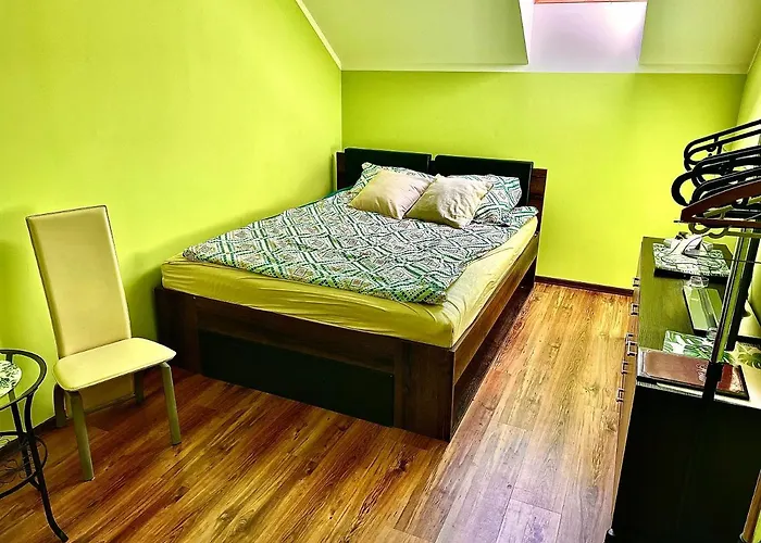 Lake&forest Trojmiasto ゲストハウス